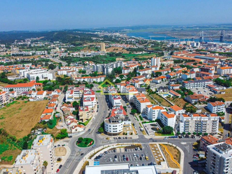 Apartamento T2 para Venda em Buarcos Foto 3