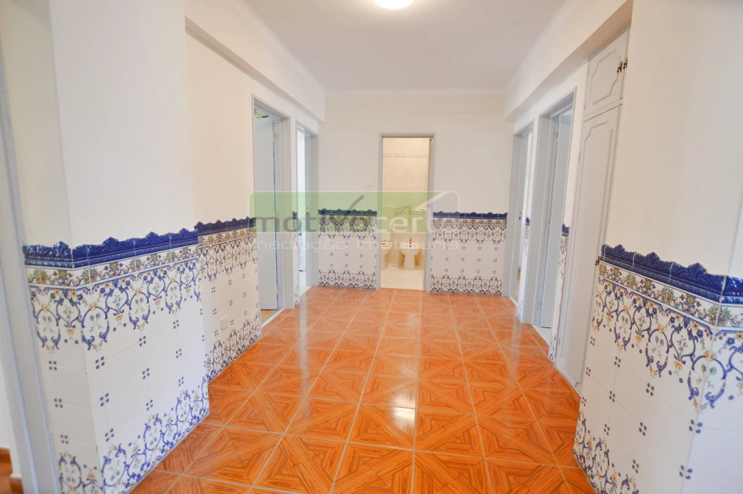Apartamento T5 para Arrendamento em Marvila Foto 4