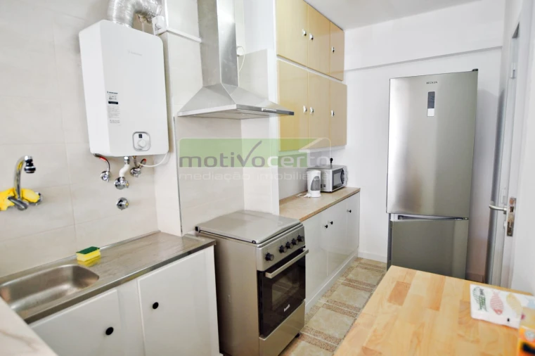 Apartamento T5 para Arrendamento em Marvila Foto 3
