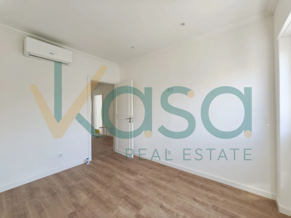 Apartamento T2 para Venda em Alto do Seixalinho, Santo André e Verderena Foto 23
