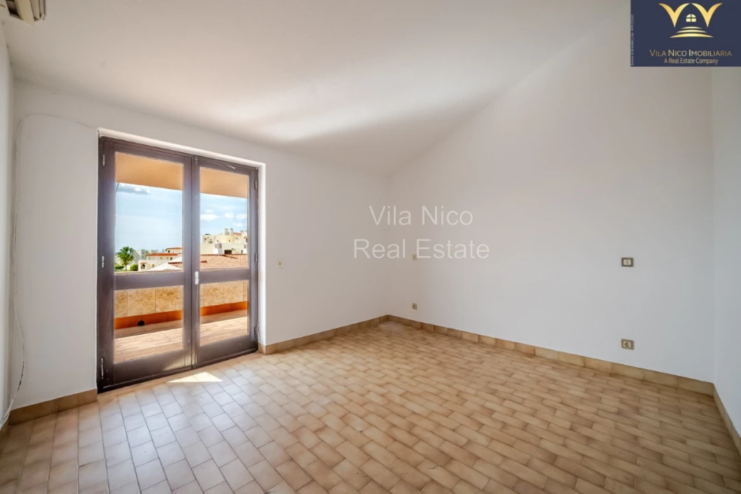 Moradia T2 para Venda em Albufeira e Olhos de Água Foto 19