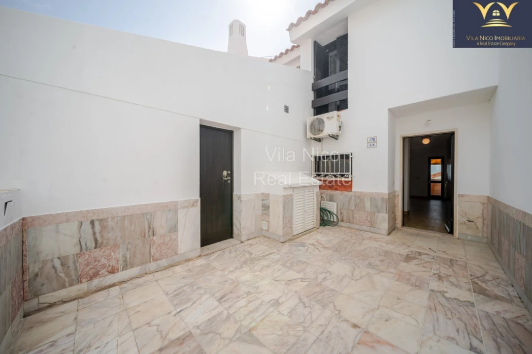 Moradia T2 para Venda em Albufeira e Olhos de Água Foto 2