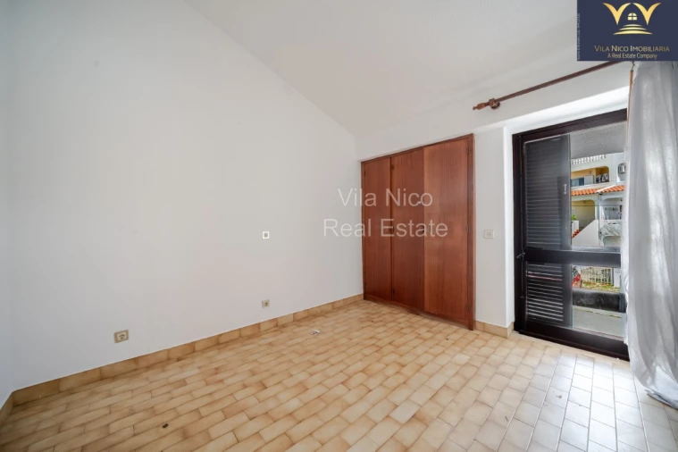 Moradia T2 para Venda em Albufeira e Olhos de Água Foto 22