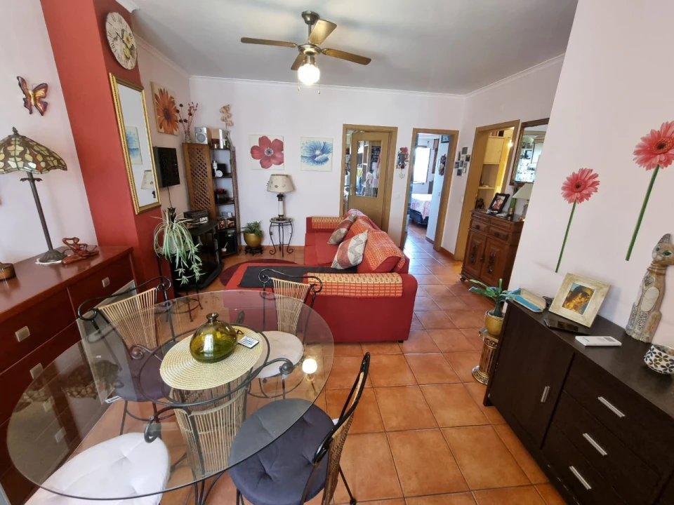 Apartamento T1 para Venda em Silves Foto 5