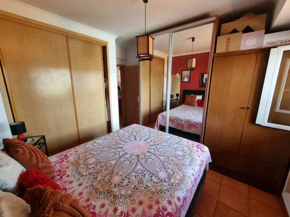 Apartamento T1 para Venda em Silves Foto 9