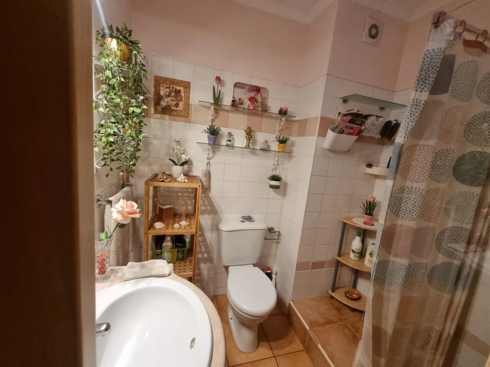 Apartamento T1 para Venda em Silves Foto 16