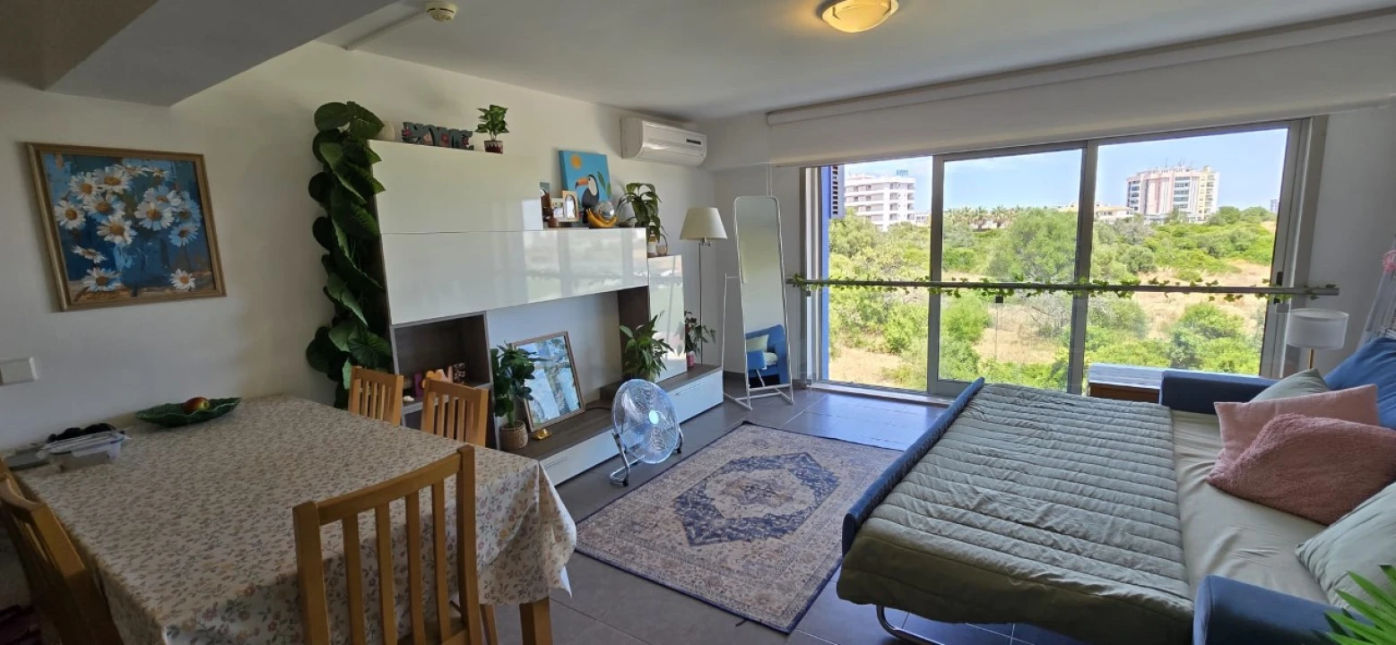 Apartamento T1 para Venda em Portimão Foto 1