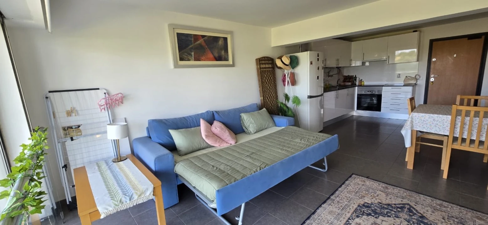 Apartamento T1 para Venda em Portimão Foto 3