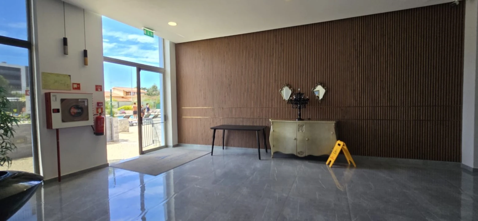Apartamento T1 para Venda em Portimão Foto 20