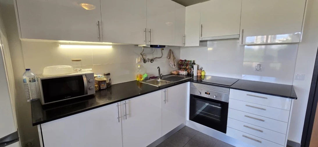 Apartamento T1 para Venda em Portimão Foto 8