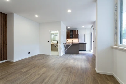 Apartamento T1 para Venda em Queluz e Belas