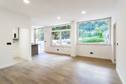 Apartamento T1 para Venda em Queluz e Belas