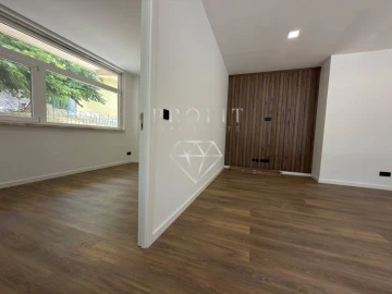 Apartamento T1 para Venda em Queluz e Belas