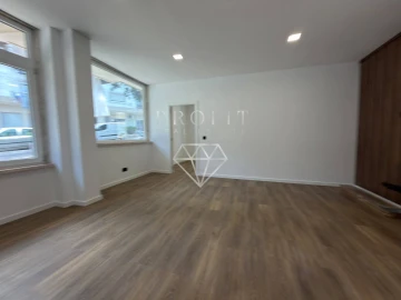 Apartamento T1 para Venda em Queluz e Belas