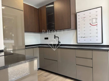 Apartamento T1 para Venda em Queluz e Belas