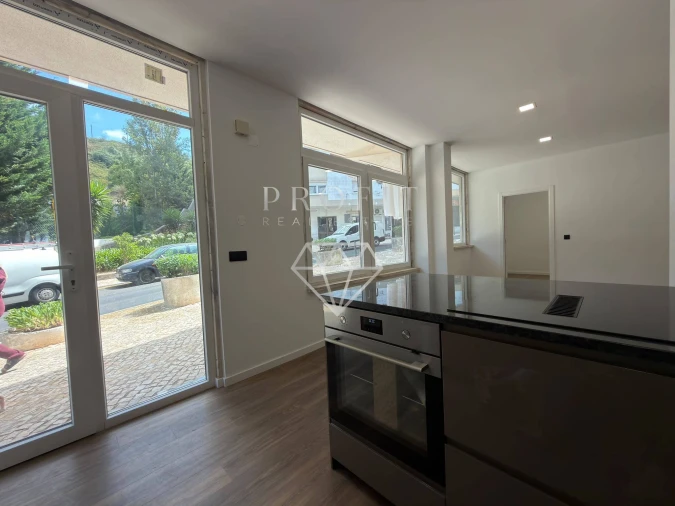 Apartamento T1 para Venda em Queluz e Belas Foto 3