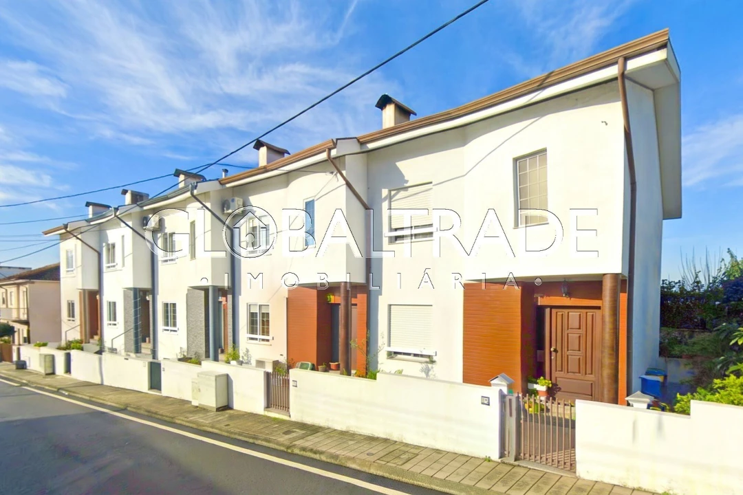 Moradia T2 para Venda em Rio Tinto Foto 1