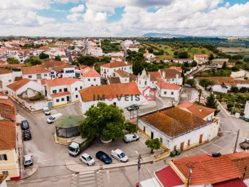 Armazém para Venda em Marmeleira e Assentiz