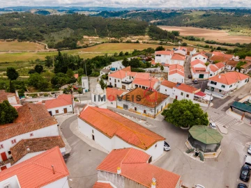Armazém para Venda em Marmeleira e Assentiz