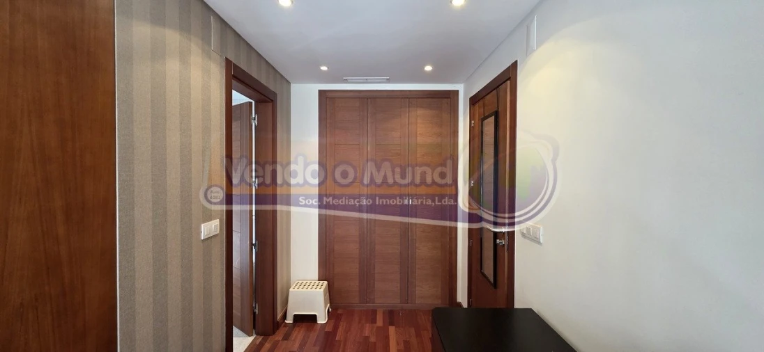 Apartamento T2 para Venda em Alverca do Ribatejo e Sobralinho Foto 20