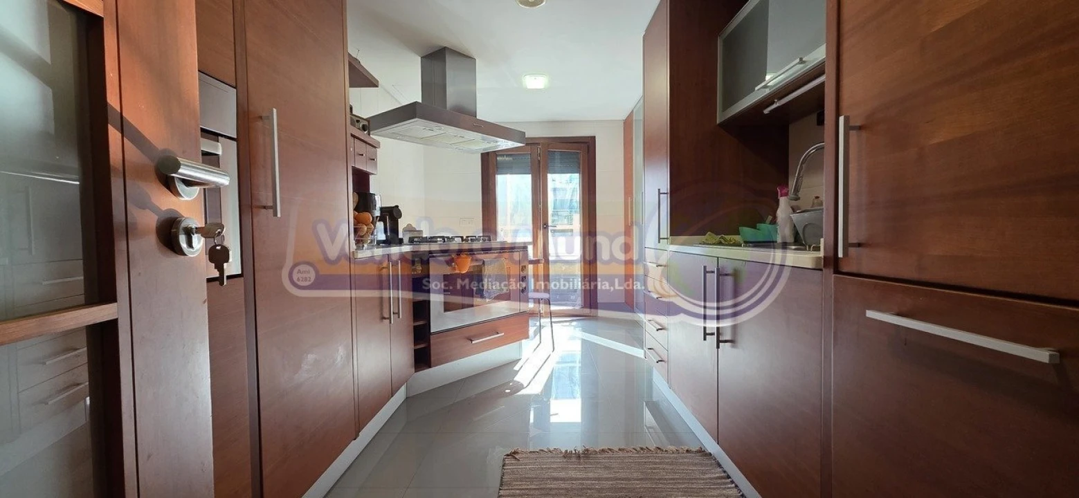 Apartamento T2 para Venda em Alverca do Ribatejo e Sobralinho Foto 4