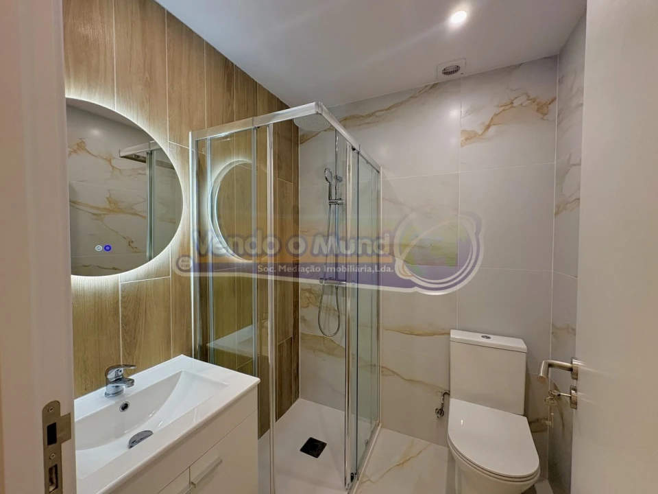 Apartamento T2 para Venda em Odivelas Foto 10