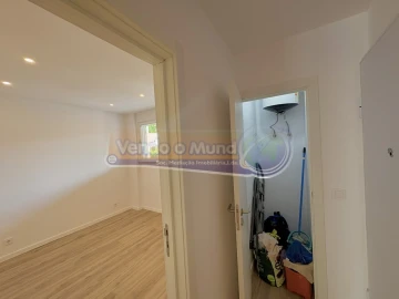 Apartamento T1 para Venda em Sacavém e Prior Velho