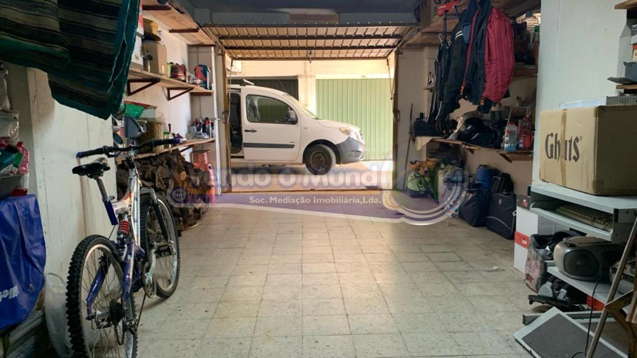 Garagem para Venda em Alverca do Ribatejo e Sobralinho Foto 7