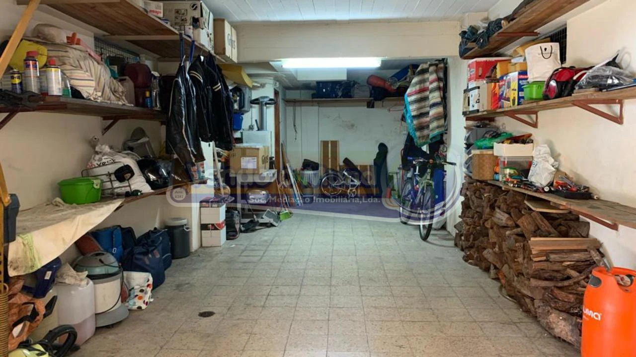 Garagem para Venda em Alverca do Ribatejo e Sobralinho Foto 4