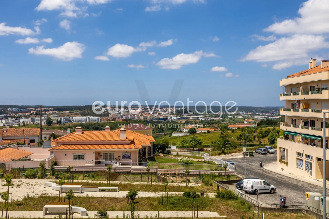 Apartamento T3 para Venda em Leiria, Pousos, Barreira e Cortes Foto 11