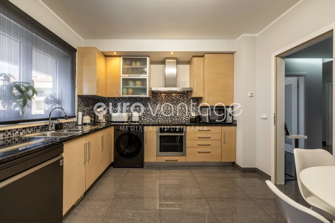 Apartamento T3 para Venda em Leiria, Pousos, Barreira e Cortes Foto 8