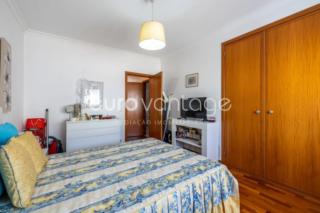 Apartamento T2 para Venda em Leiria, Pousos, Barreira e Cortes Foto 18