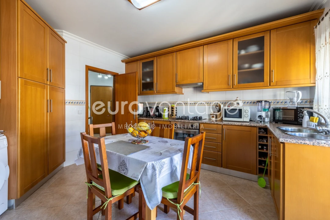 Apartamento T2 para Venda em Leiria, Pousos, Barreira e Cortes Foto 12