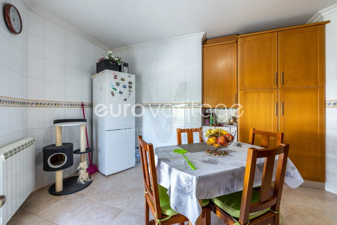 Apartamento T2 para Venda em Leiria, Pousos, Barreira e Cortes Foto 11