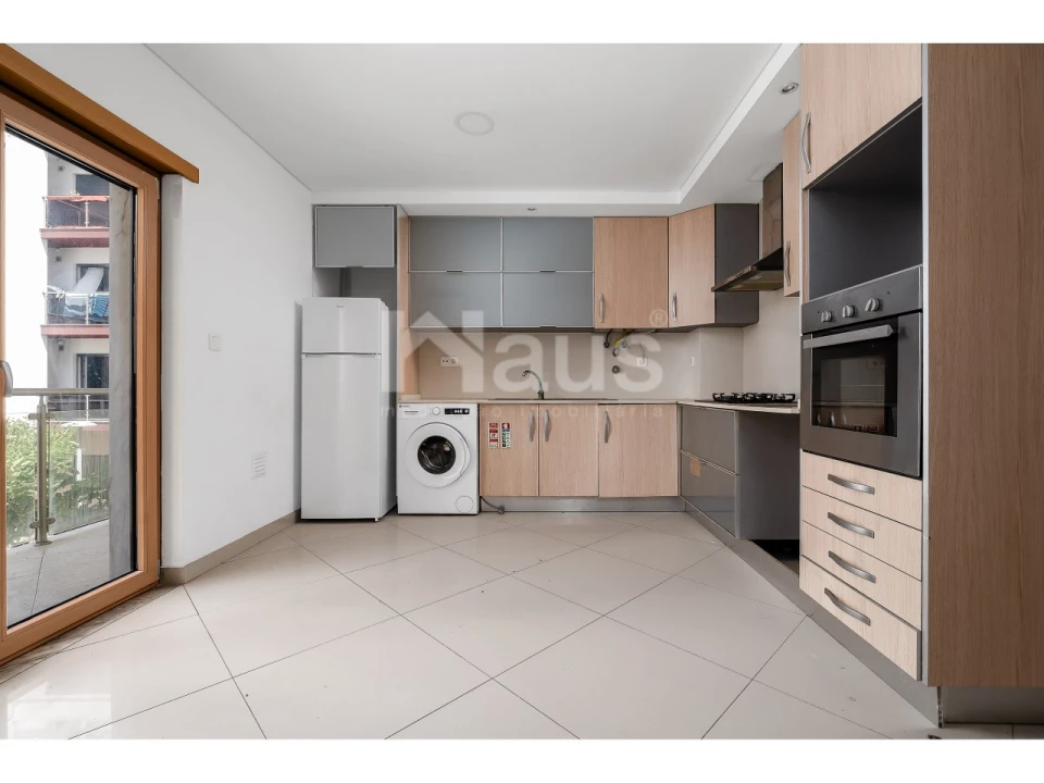 Apartamento T4 para Venda em Pinhal Novo Foto 3