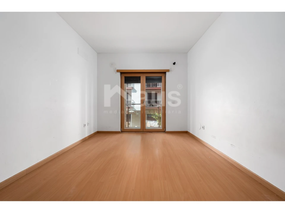 Apartamento T4 para Venda em Pinhal Novo Foto 20