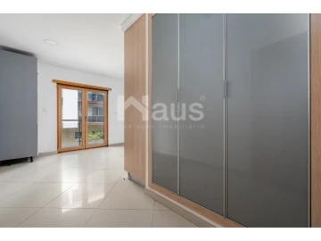 Apartamento T4 para Venda em Pinhal Novo
