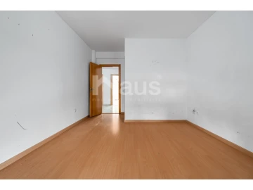 Apartamento T4 para Venda em Pinhal Novo
