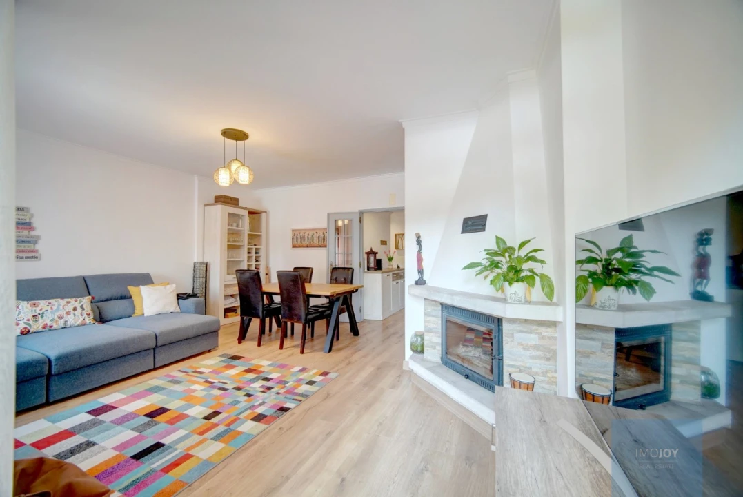 Apartamento T3 para Venda em Carnaxide e Queijas Foto 2