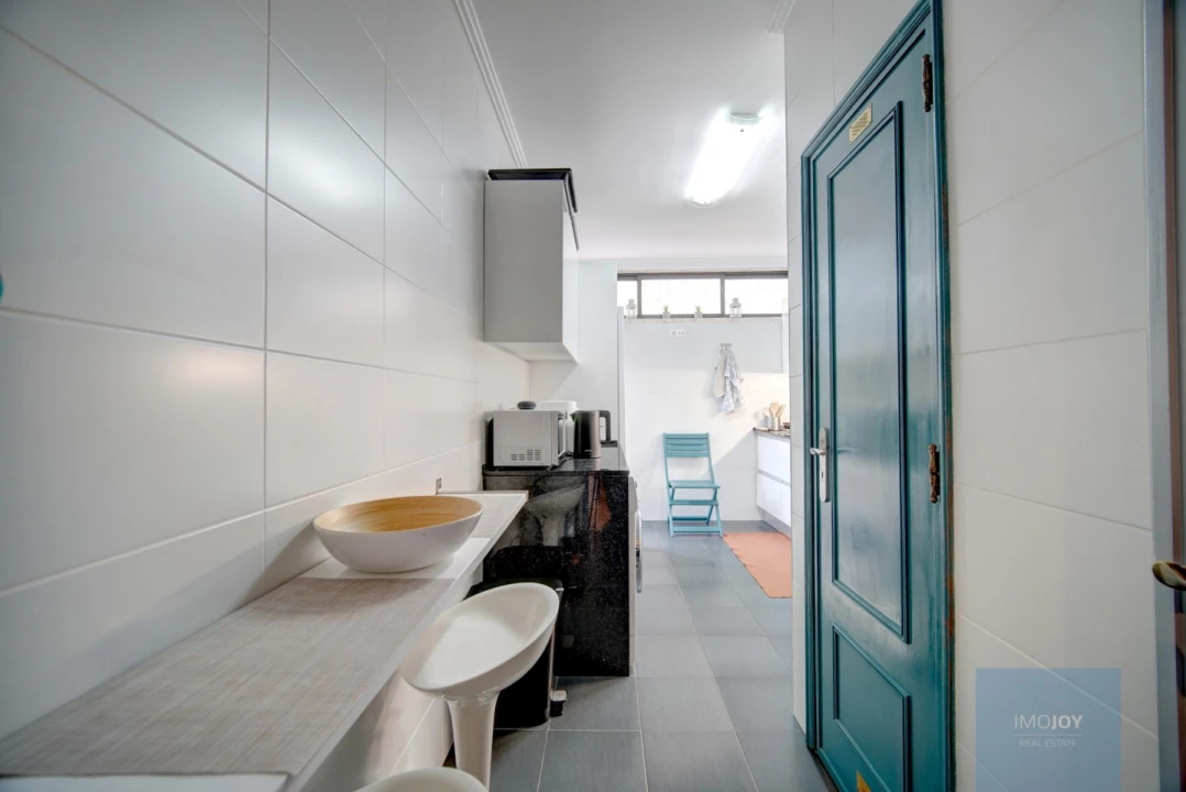 Apartamento T3 para Venda em Carnaxide e Queijas Foto 10