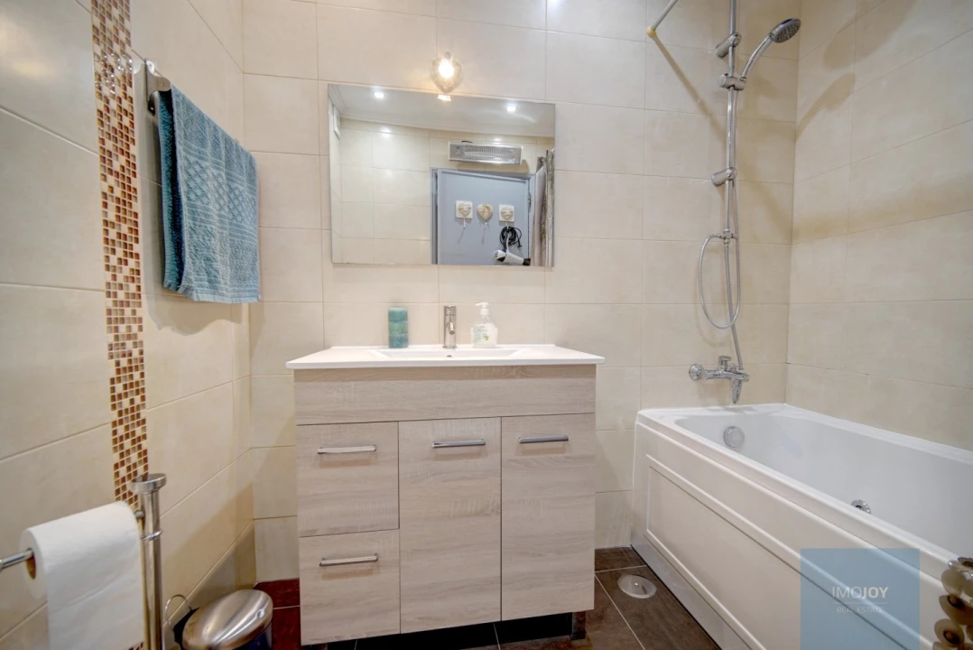 Apartamento T3 para Venda em Carnaxide e Queijas Foto 22