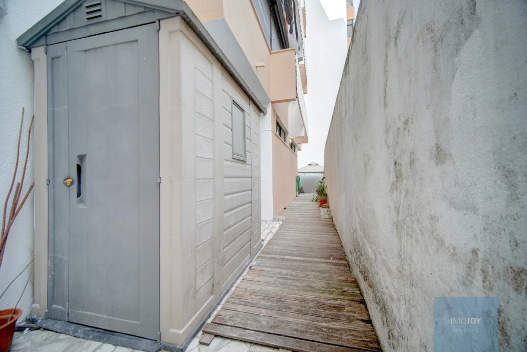 Apartamento T3 para Venda em Carnaxide e Queijas Foto 26