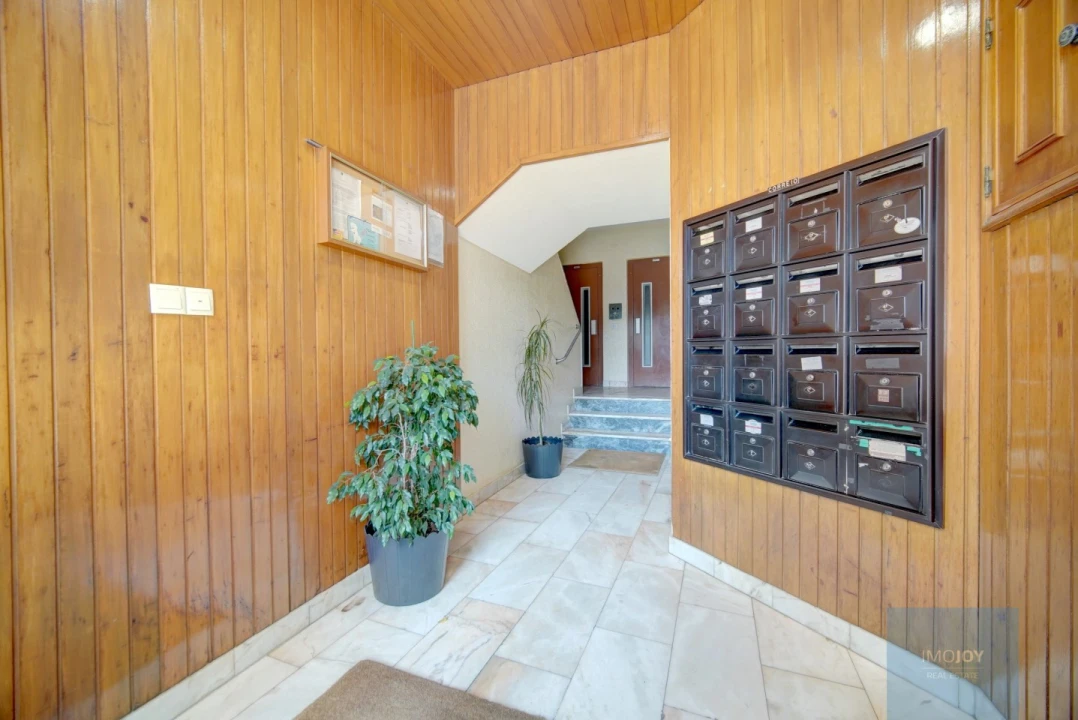Apartamento T3 para Venda em Carnaxide e Queijas Foto 28