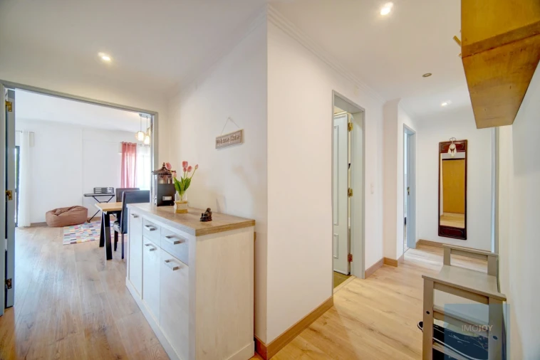 Apartamento T3 para Venda em Carnaxide e Queijas Foto 12