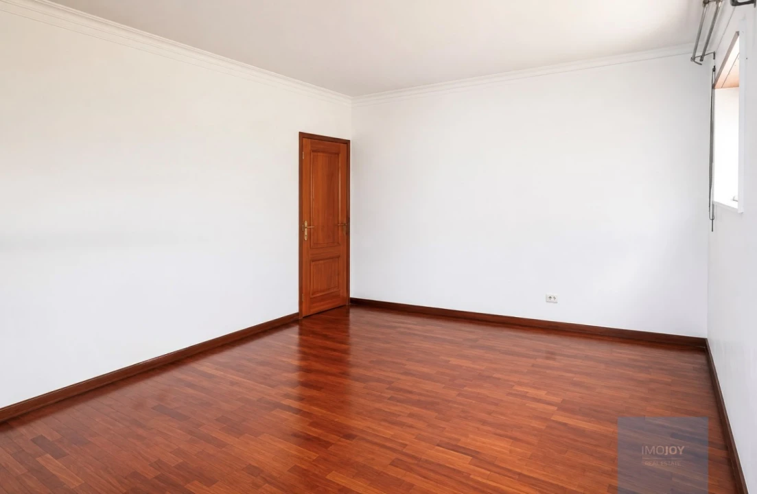 Apartamento T2 para Venda em Algueirão-Mem Martins Foto 10