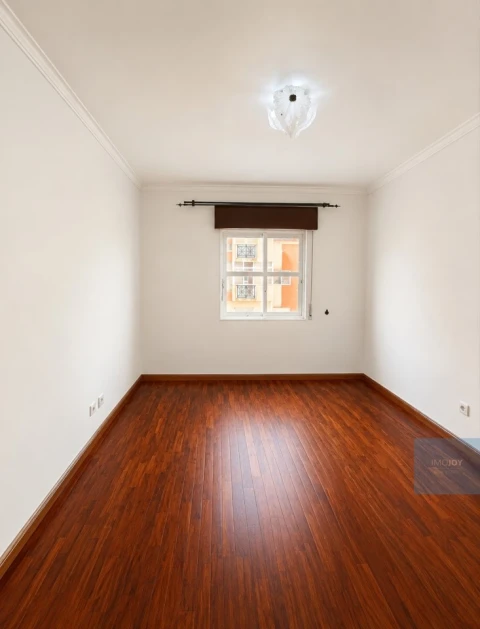 Apartamento T2 para Venda em Algueirão-Mem Martins