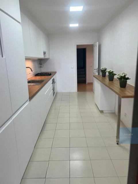 Apartamento T2 para Arrendamento em Cascais e Estoril