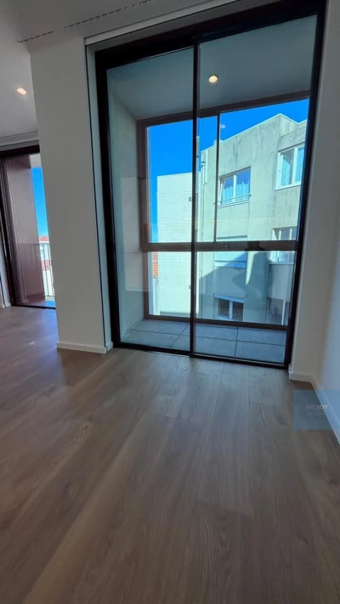 Apartamento T1 para Arrendamento em Cedofeita, Santo Ildefonso, Sé, Miragaia, São Nicolau e Vitória