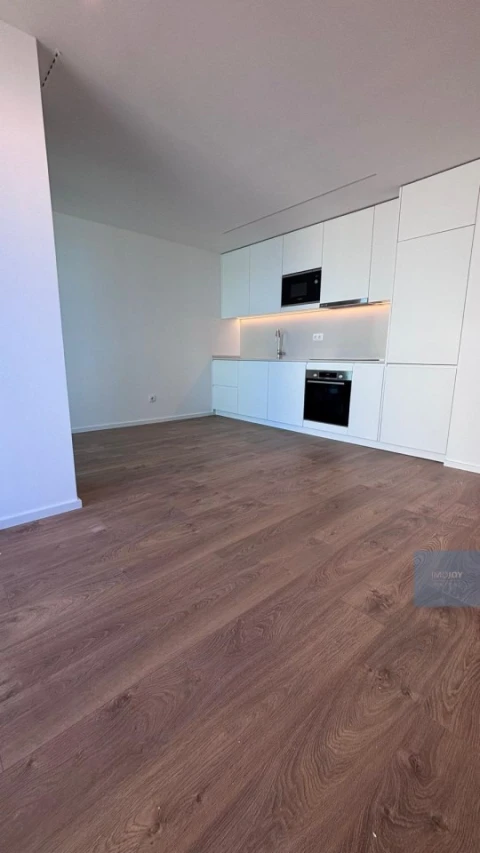 Apartamento T1 para Arrendamento em Cedofeita, Santo Ildefonso, Sé, Miragaia, São Nicolau e Vitória