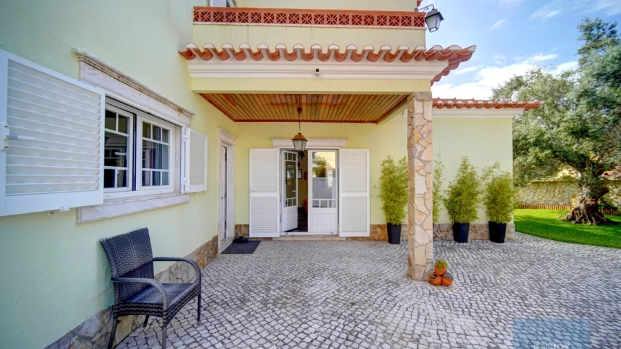 Moradia T4 para Venda em Carvoeira